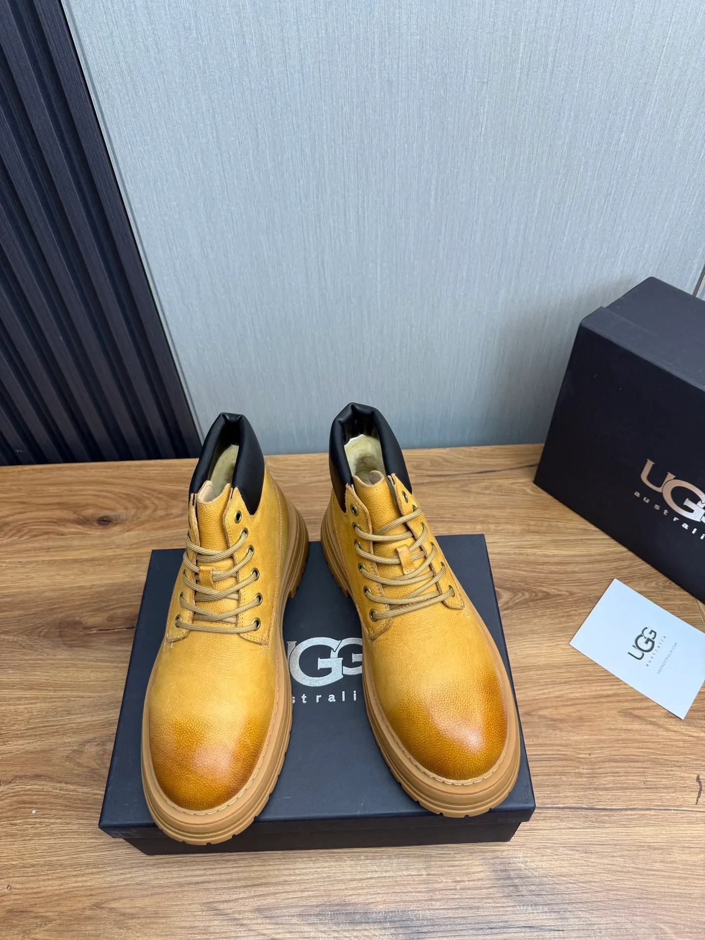 Factory price 680💰 [UGG] Men's hot winter warm boots🐑Simple and fashionable design, cowhide➕comfortable and warm wool lining. Soft and comfortable to wear, good warmth retention, and excellent foot feel. Regular size 38-45